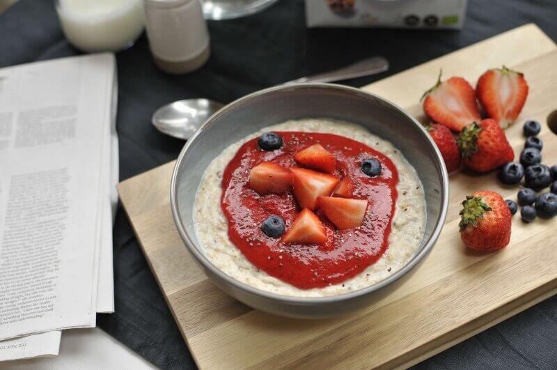 Porridge liefert am Morgen wichtige Nährstoffe und Energie