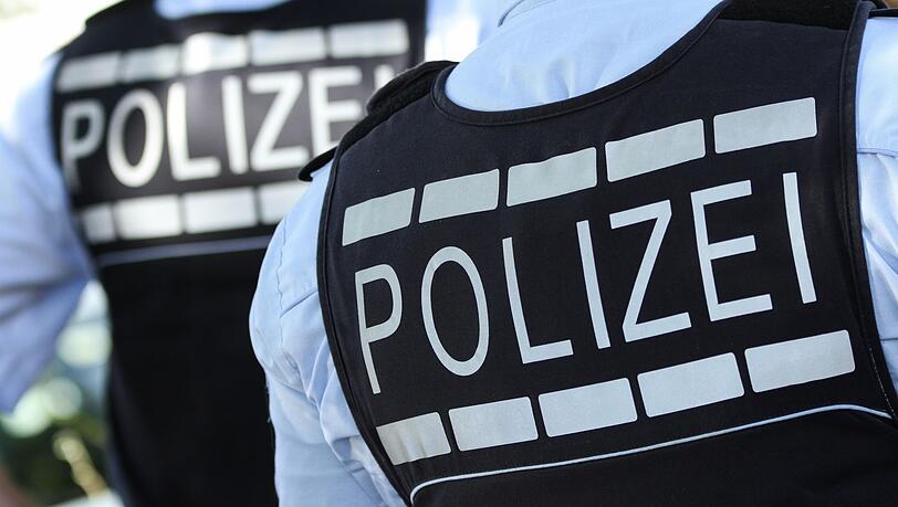 Zwei Personen haben sich der Polizei widersetzt - sie wurden angezeigt. (Symbolbild)