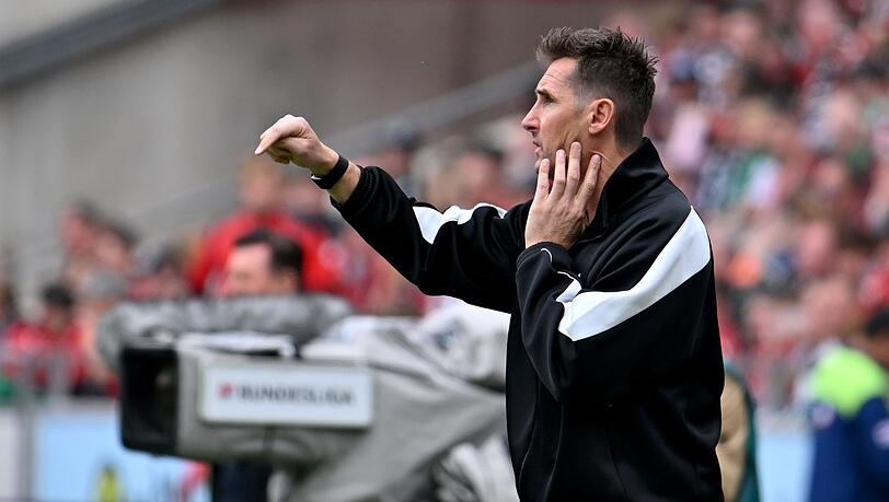 Der 1. FC N&uuml;rnberg pr&auml;sentiert sich gut in Hannover.