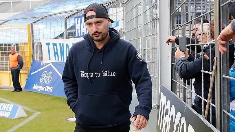 Weilt derzeit bei seiner Familie, soll aber am Montag wieder den (individuellen) Trainingsbetrieb an der Grünwalder Straße aufnehmen: 1860-Mittelfeldspieler Timo Gebhart.