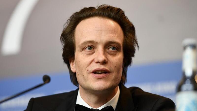 Der Schauspieler August Diehl spielt die männliche Hauptrolle in der ZDF-Serie "Die neue Zeit". Der Schauspieler August Diehl spielt die männliche Hauptrolle in der ZDF-Serie "Die neue Zeit".