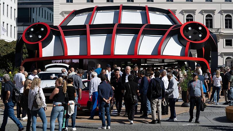 Die IAA ist zwar eine Messe, doch sie belegt mit ihren Aufbauten auch prominente Plätze in der Altadt und der Maxvorstadt. Das stört die Grünen gewaltig. Geht es nach dem Wirtschaftsreferenten, soll sie sogar noch größer werden.