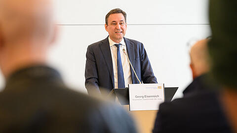Georg Eisenreich erkl&auml;rt am Donnerstag seinen R&uuml;ckzug.