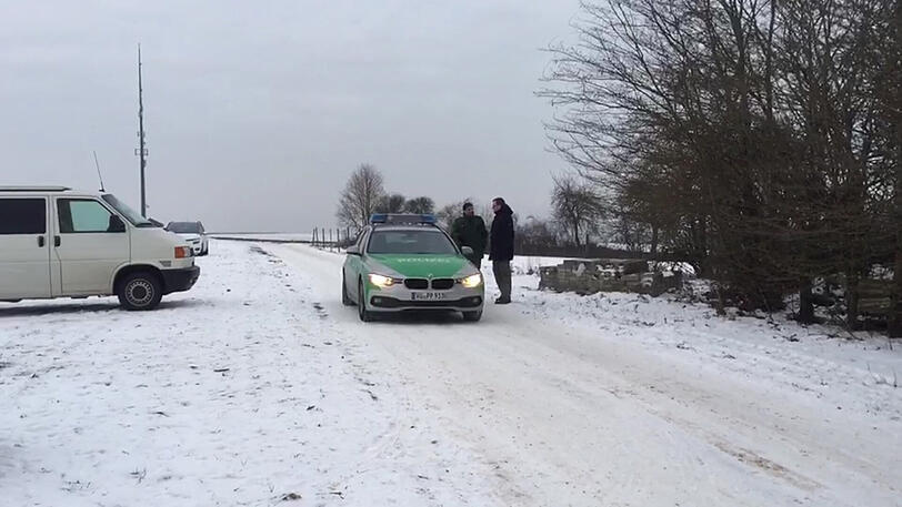Die Polizei hat keine Hinweise auf ein Gewaltverbrechen.