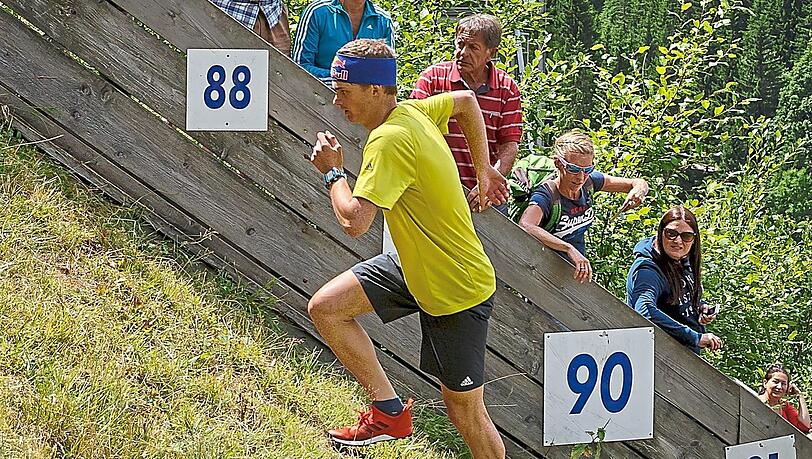 Mitfavorit bei der WM im Skisprungschanzenlauf: Der Berchtesgadener Anton Palzer. Mitfavorit bei der WM im Skisprungschanzenlauf: Der Berchtesgadener Anton Palzer.