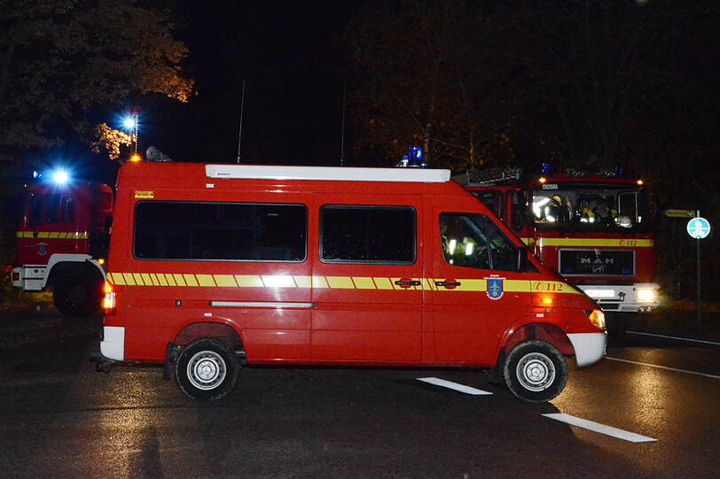 Verheerender Unfall mit Fahrerflucht in Waldkraiburg - die Bilder von der Unglücksstelle.