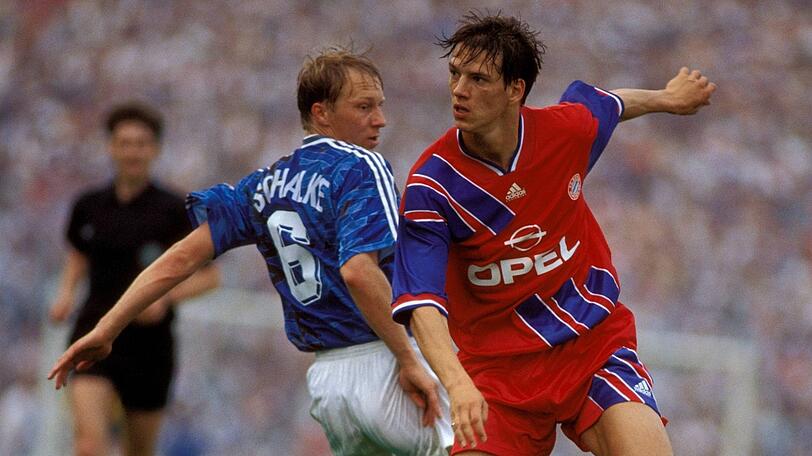 11. September 1993: Bayerns Christian Ziege - hier im Ligaduell drei Monate zuvor gegen Jürgen Luginger - ist in der dritten Pokalrunde der Matchwinner beim 3:2 nach Verlängerung auf Schalke.