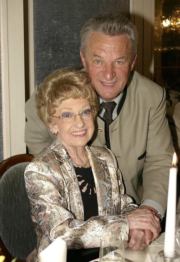 Erni Singerl 2005 mit Josef Thalmeier.