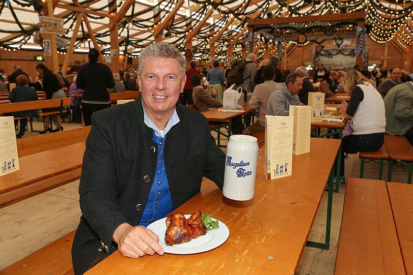 Wiesn-Chef Dieter Reiter im Zelt auf der Oiden Wiesn.
