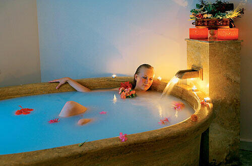 Viele Hotels bieten großzügige Wellness-Oasen. Foto: Magic Life