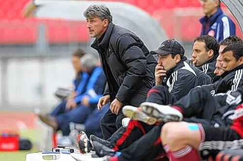 Böse Klatsche, aber ein neues Vertragsangebot vom Club:  René Müller, Trainer des Kleinen Club.