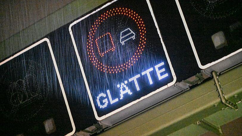 Gefrierender Regen ist weiter möglich.