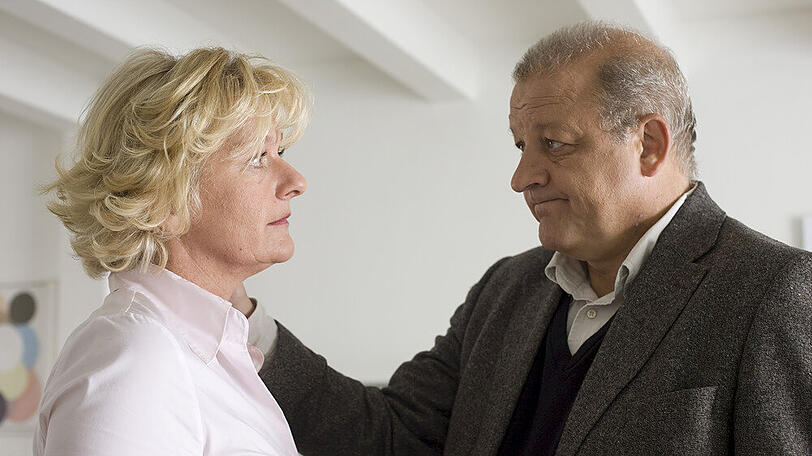 "Wilsberg: Das Jubiläum": In ihrer Schulzeit waren Wilsberg (Leonard Lansink) und Franziska (Saskia Vester) ein Paar