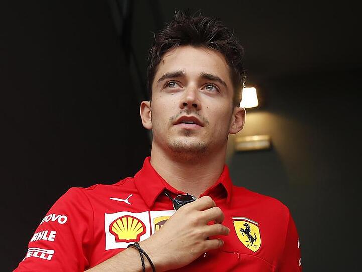 Ferrari-Pilot Charles Leclerc zeigt auch in der virtuellen Formel 1 starke Leistungen.