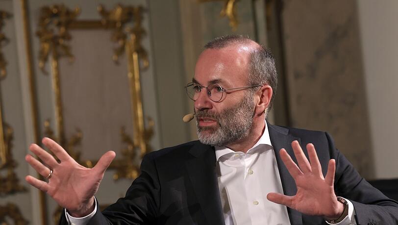 Manfred Weber grenzt sich erneut gegen die AfD ab.