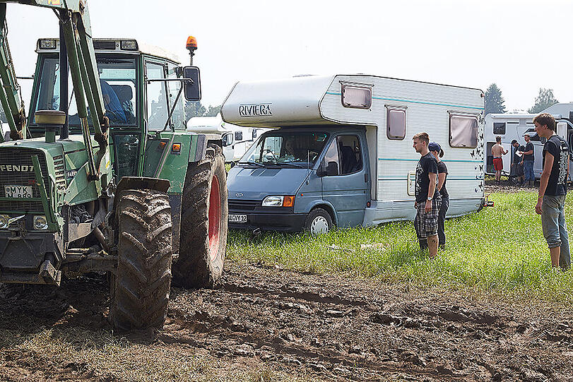 Aufräumen nach dem Sturm - die Bilder von und nach der Abreise der Besucher von Rock am Ring 2016.