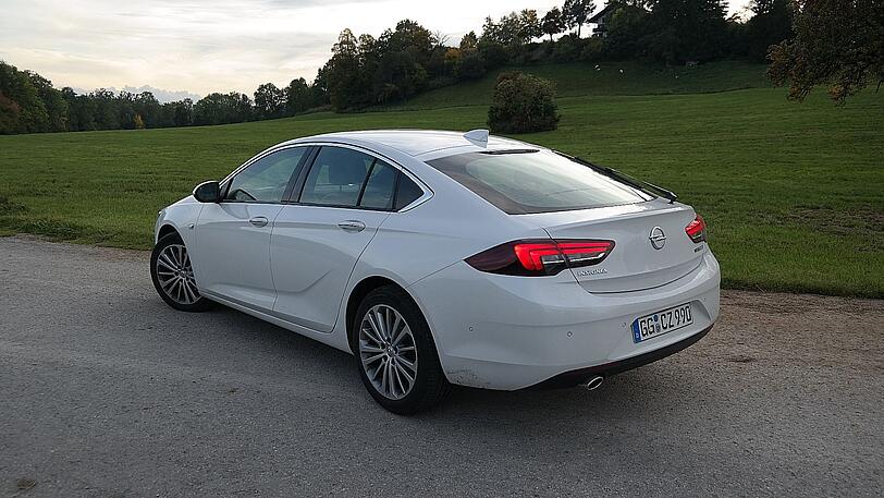 Das adaptive Fahrwerk Flexride verwöhnt mit feiner Abstimmung und bietet die drei Fahrmodi Normal, Tour und Sport.