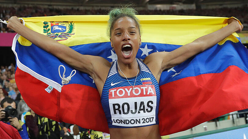 Yulimar Rojas feiert Gold für Venezuela.