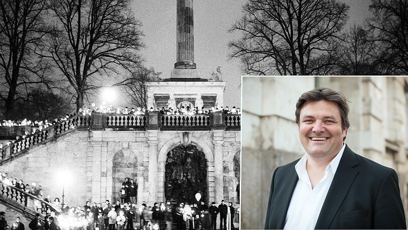 Eine Lichterkette, ähnlich der von 1992 in München, das versucht Benjamin David (r.), Organisator der Demonstration #wehretdenanfängen, am Montag auf die Beine zu stellen.