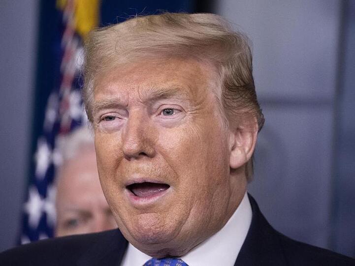 US-Präsident Donald Trump ruft seinen Landsleute zum Stopp von Panikkäufen auf.