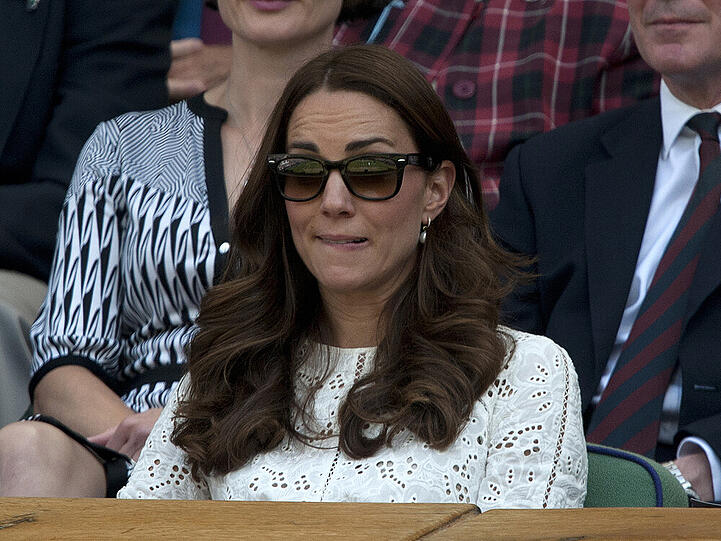 Richtig spannend! Beim Tennis in Wimbledon hatte Herzogin Kate ihr Minenspiel kaum noch unter Kontrolle