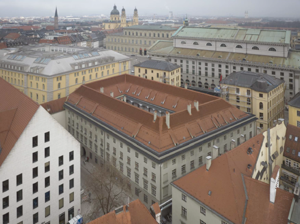 Die Alte Münze in der Altstadt: Die Visualisierung zeigt, wie das fertige Dach aussehen wird.