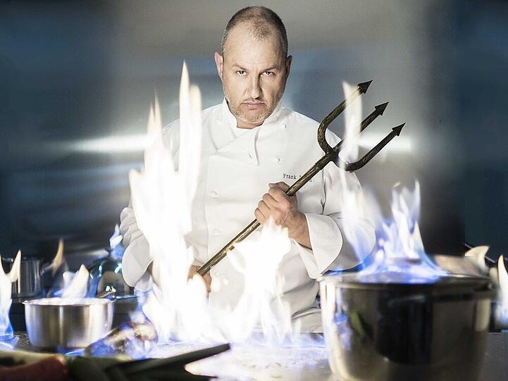 "Hell's Kitchen" - die härteste und heißeste Küche Deutschlands mit Frank Rosin
