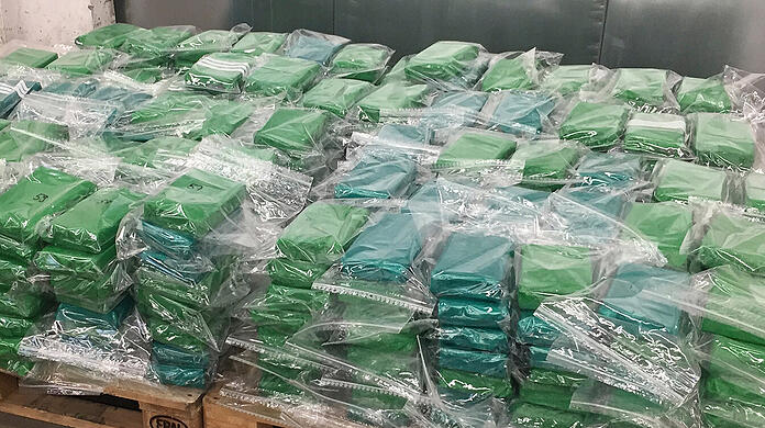 Die Polizei in Bayern hat gemeinsam mit belgischen Kollegen ein internationales Drogenkartell zerschlagen.