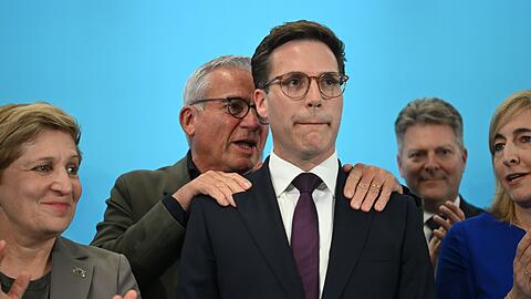 Die CDU mit Spitzenmann Manuel Hagel gewann zwar hinzu, blieb aber hinter den Gr&uuml;nen zur&uuml;ck.