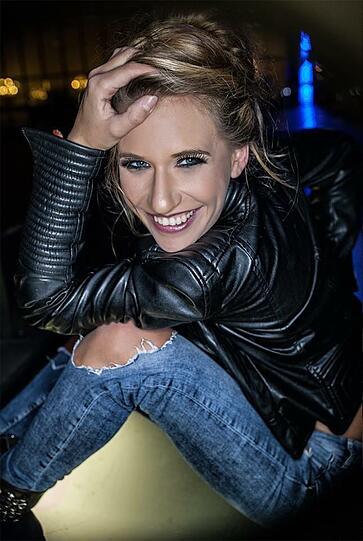 Patricia Gebauer (32, München)
1. Ich kann nicht leben ohne: Meine SportClubSendling-Familie 
2. Mein Vorbild ist: Dante Alighieri
3. Bei München denke ich an: Die Auer Dult