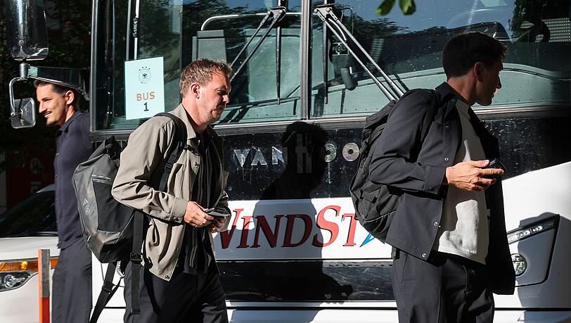 Bundestrainer Julian Nagelsmann bei der Ankunft am Teamhotel in Chicago.