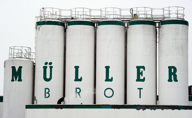 "Containerdienst, Taubenabwehr, Schädlingsbekämpfung, Vernetzung, Tatortreinigung": Bei Müller-Brot rücken die Jungs fürs Grobe an.