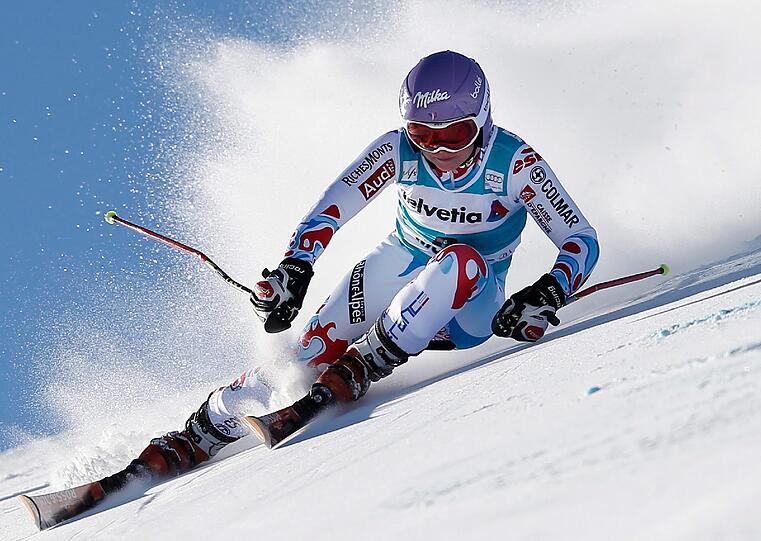 Tessa Worley aus Frankreich hat den Riesenslalom in St. Moritz gewonnen.