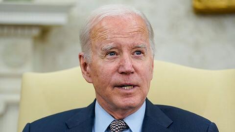 US-Präsident Joe Biden bei einem Treffen mit dem Sprecher des Repräsentantenhauses, Kevin McCarthy.