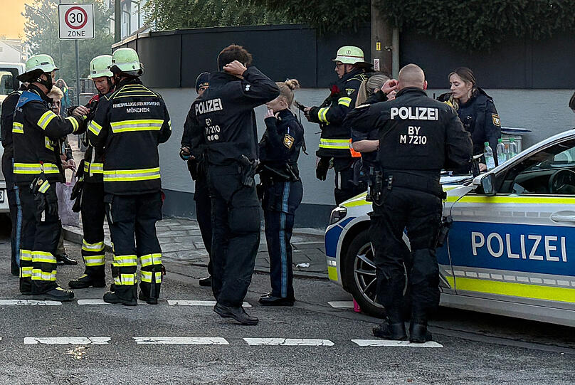 Feuerwehr und Polizei sind im Einsatz.