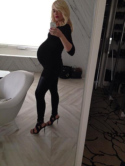 Gwen Stefani ist ganz schön schwanger...