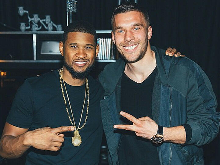 Usher und Nationalspieler Lukas Podolski trafen sich in Köln