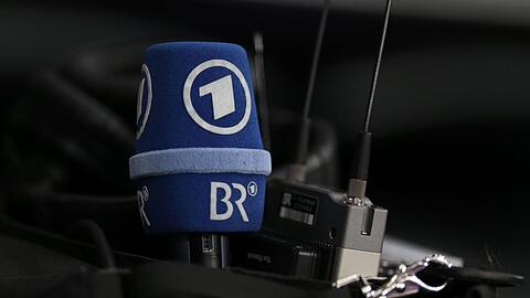 Mehr als drei Viertel aller Deutschen hören täglich Radio.