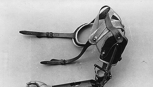 Ebenfalls aus der Schmiede von MAN: Eine Armprothese, wie sie vor dem Zweiten Weltkrieg produziert wurde. Ebenfalls aus der Schmiede von MAN: Eine Armprothese, wie sie vor dem Zweiten Weltkrieg produziert wurde.