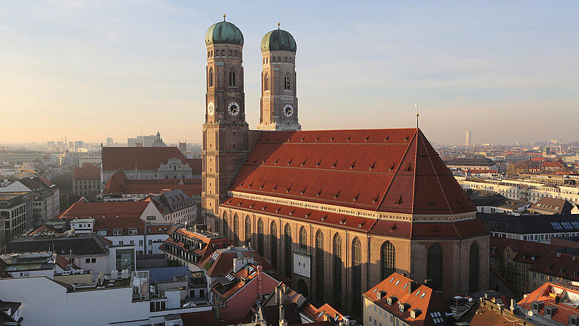 In der Münchner Frauenkirche finden sowohl an Heiligabend als auch an den beiden Weihnachtsfeiertagen Gottesdienste statt.