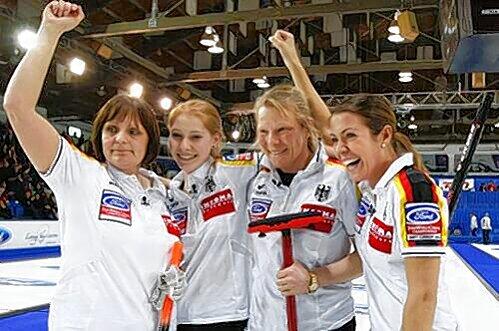 Weltmeisterinnen! Monika Wagner, Stella Heiss, Andrea Schöpp, and  Melanie Robillard (v.l.).