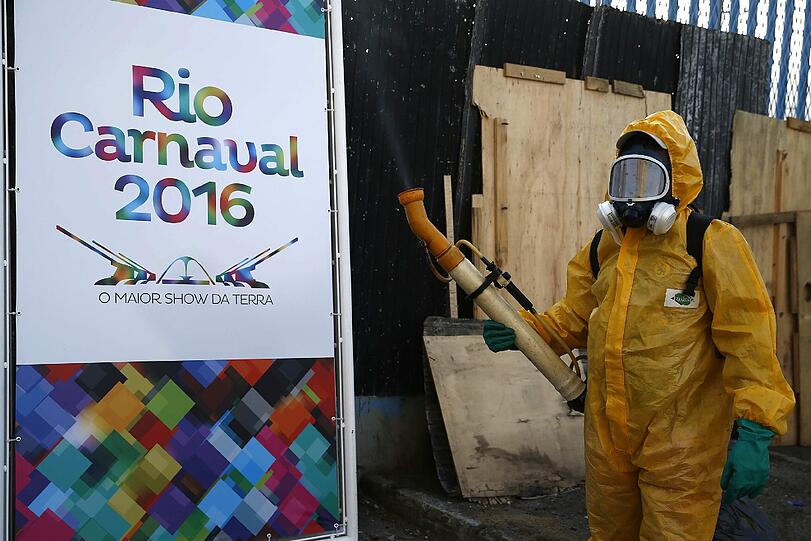In Brasilien grassiert das Zika-Virus. 220 000 Soldaten sollen helfen, das Land von der Seuch zu befreien, besonders auch im Hinblick auf die olympischen Spiele im Sommer.