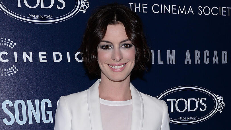 Im schicken Business-Look kam Anne Hathaway zur Premiere von "Song One" Im schicken Business-Look kam Anne Hathaway zur Premiere von "Song One"