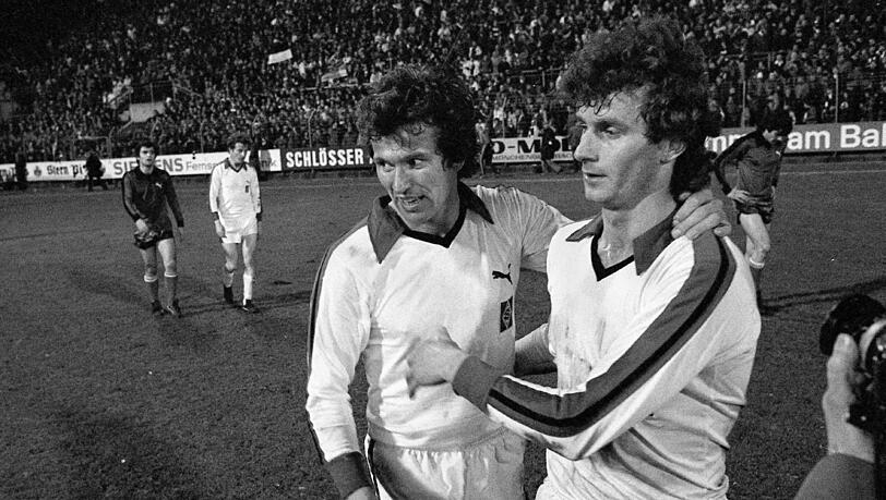 Jupp Heynckes spielte von 1970 bis 1978 mit Rainer Bonhof (l.) bei Borussia Mönchengladbach und wurde 1971, 1975, 1976, 1977 Meister. Foto: Sven Simon Jupp Heynckes spielte von 1970 bis 1978 mit Rainer Bonhof (l.) bei Borussia Mönchengladbach und wurde 1971, 1975, 1976, 1977 Meister. Foto: Sven Simon