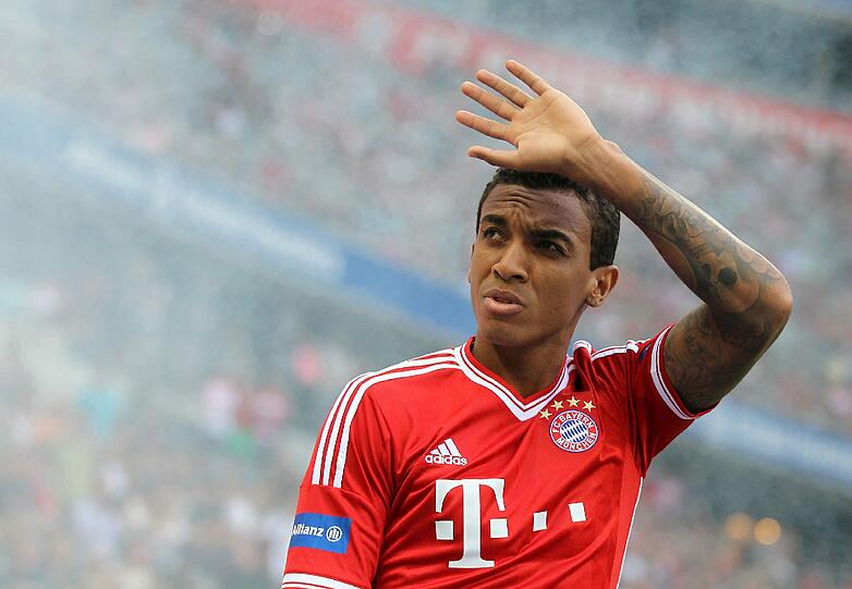 Luiz Gustavo, hier bei der offiziellen Kader-Präsentation des FC Bayern in der Allianz Arena, wechselt wohl zum FC Arsenal London.