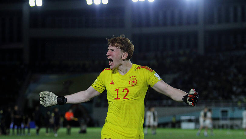 Als Nummer zwei angereist, als WM-Held wieder nachhause gekommen: Unterhachings Keeper Konstantin Heide.