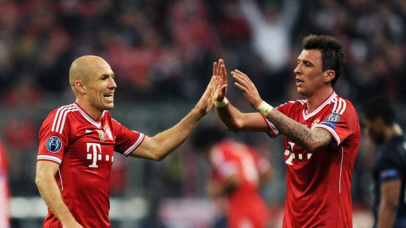Arjen Robben und Mario Mandzukic spielten beim FC Bayern lange zusammen Fußball.