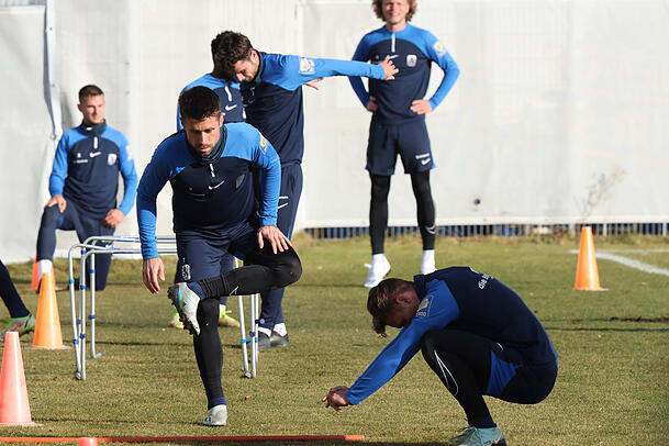 Stefan Lex (li.) ist wieder im Mannschaftstraining des TSV 1860 dabei.
