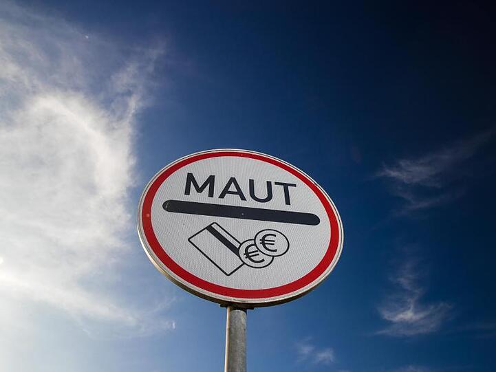 Kommunen im Süden Deutschlands fordern ein umfassendes Maut-Modell für alle Autofahrer und alle Straßen. Symbolbild: Jens Büttner