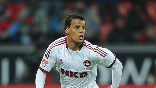 Timothy Chandler ist rechtzeitig zum Spiel gegen Hannover wieder fit. Timothy Chandler ist rechtzeitig zum Spiel gegen Hannover wieder fit.